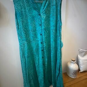 NWOT XL Rayon Batik Sleeveless Button-Up Dress